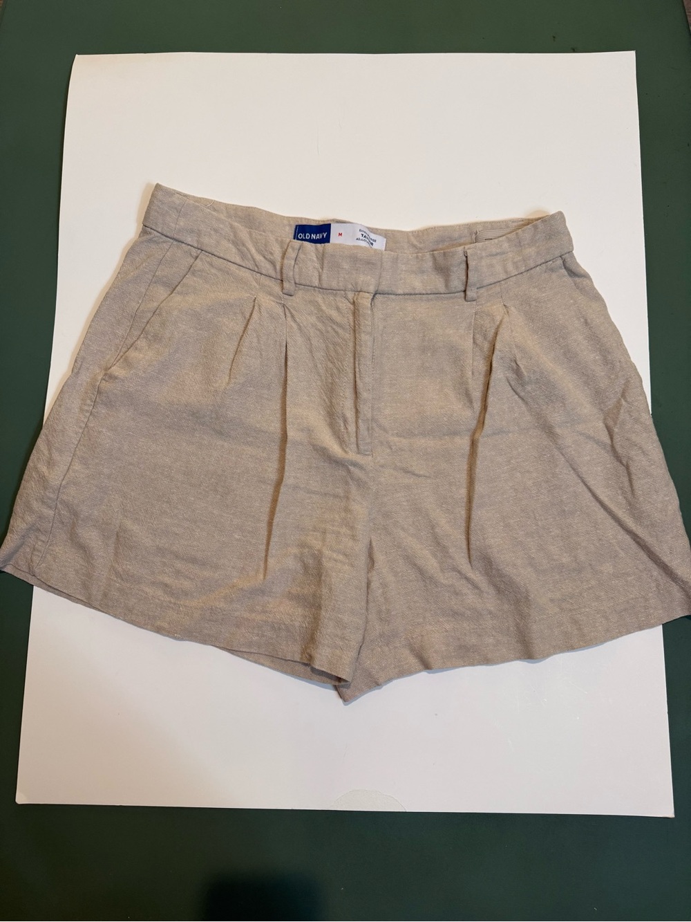 Old Navy High Waist Linen-Blend Women's Shorts in Light Gray